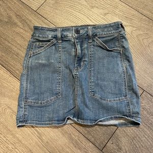 SOLD american eagle skirt